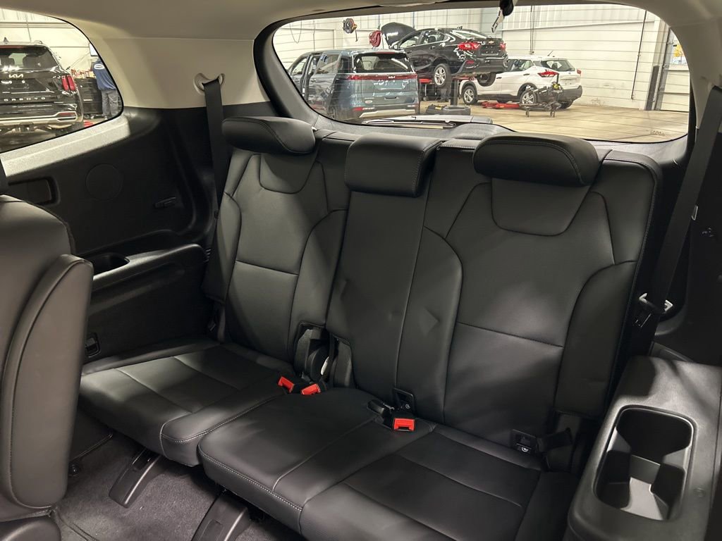 New 2025 Kia Telluride S image 26
