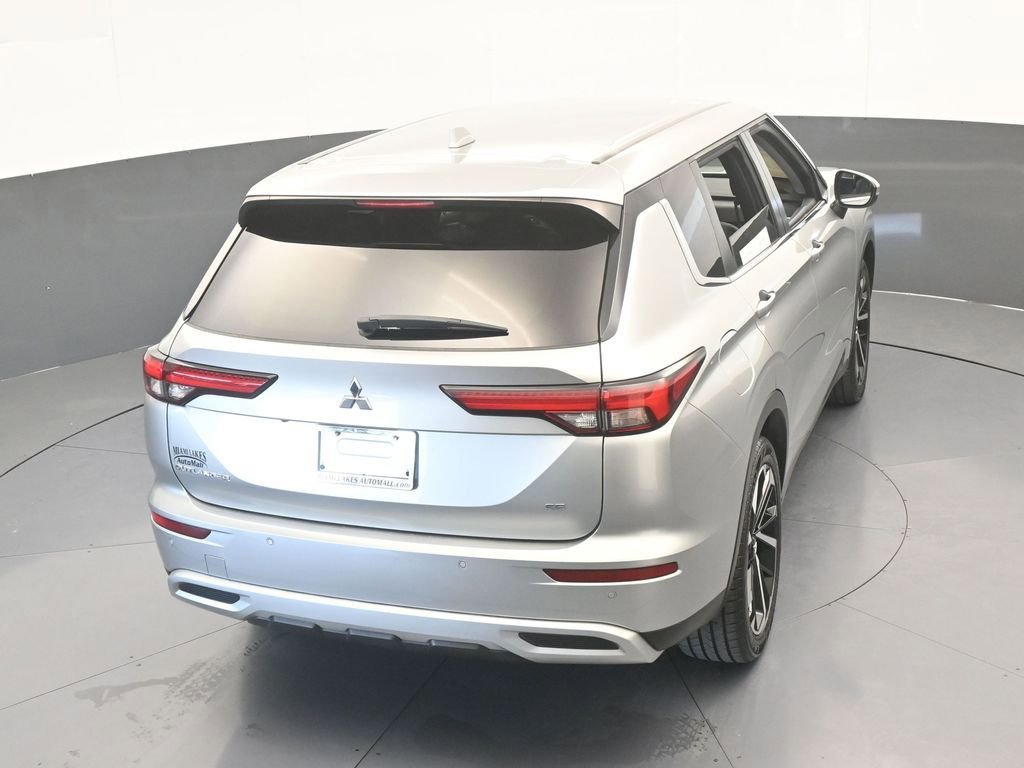 Used 2022 Mitsubishi Outlander SE image 61