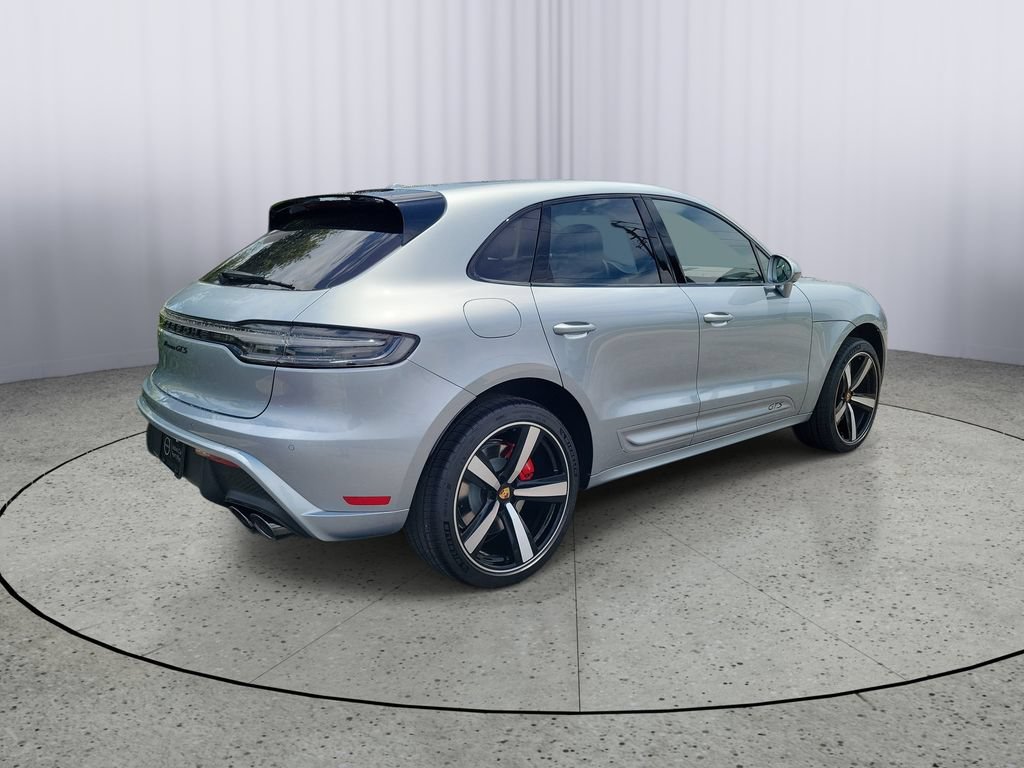 Used 2025 Porsche Macan GTS AWD/4WD image 2