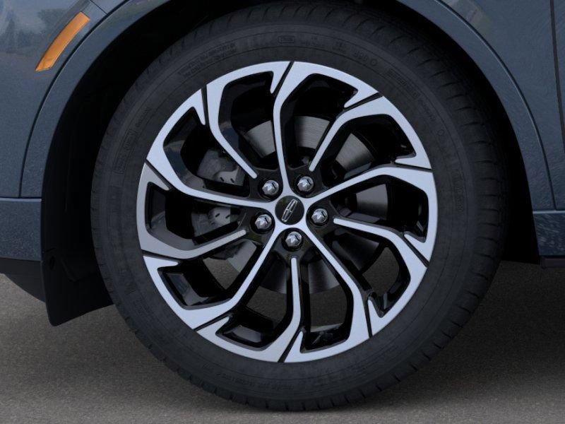 New 2026 Lincoln Nautilus Reserve AWD/4WD image 19