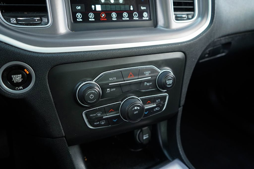 Used 2021 Dodge Charger SXT w/ Leather Interior Group image 22