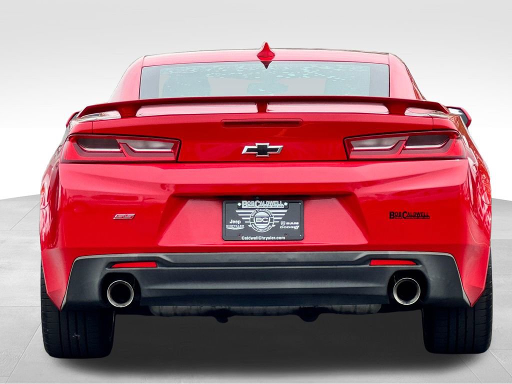 Used 2018 Chevrolet Camaro SS RWD image 6
