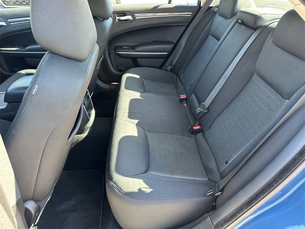 Certified 2022 Chrysler 300 Touring image 18