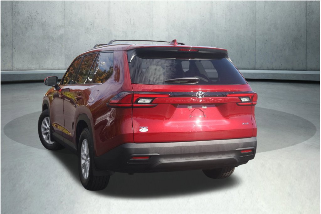 Used 2026 Toyota Grand Highlander AWD image 16