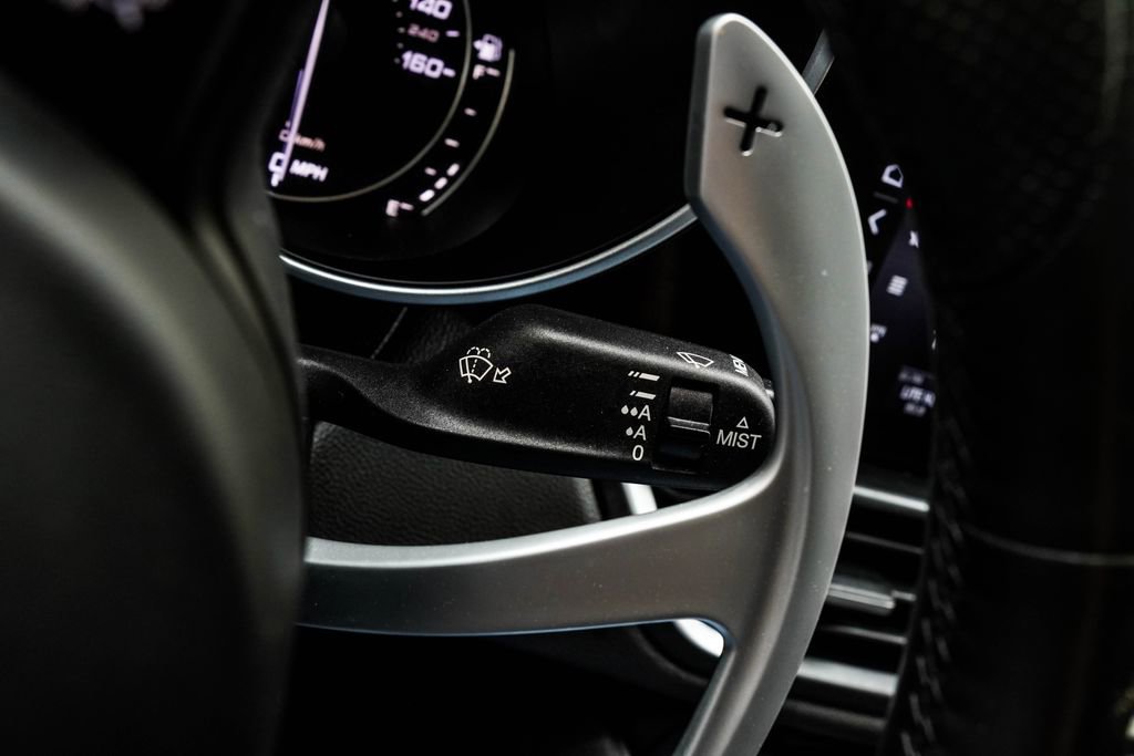 Used 2023 Alfa Romeo Giulia Veloce image 40