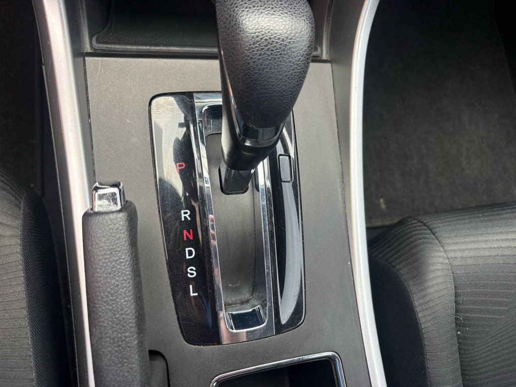 Used 2015 Honda Accord LX image 22