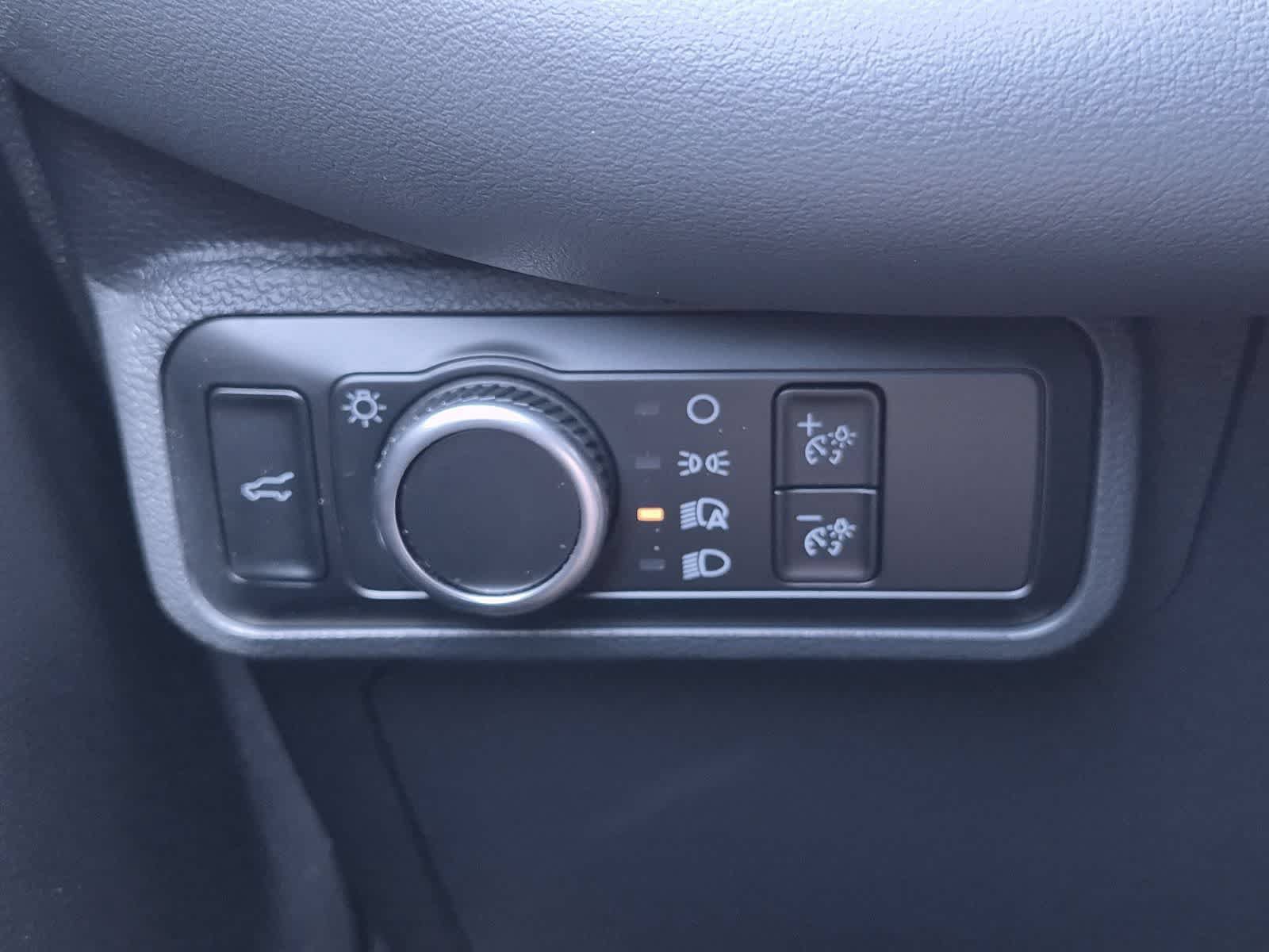 Certified 2025 Ford Explorer Active AWD/4WD image 28