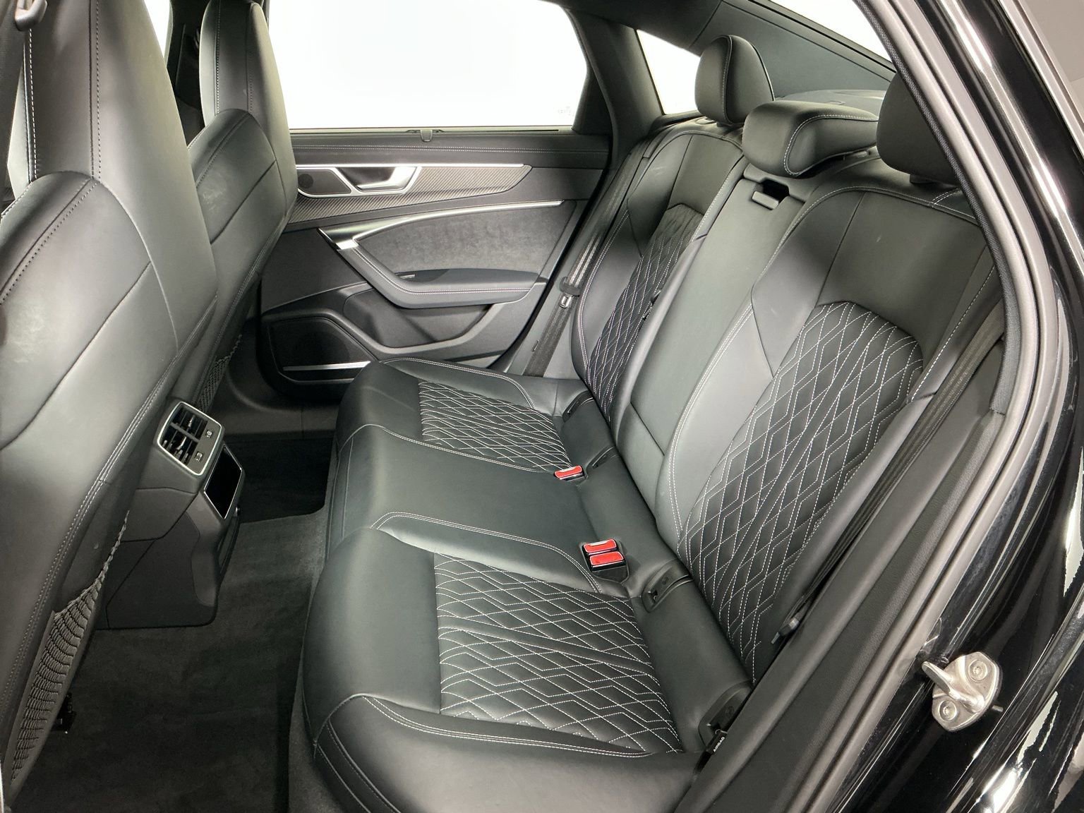 Used 2022 Audi S6 Prestige AWD/4WD image 19