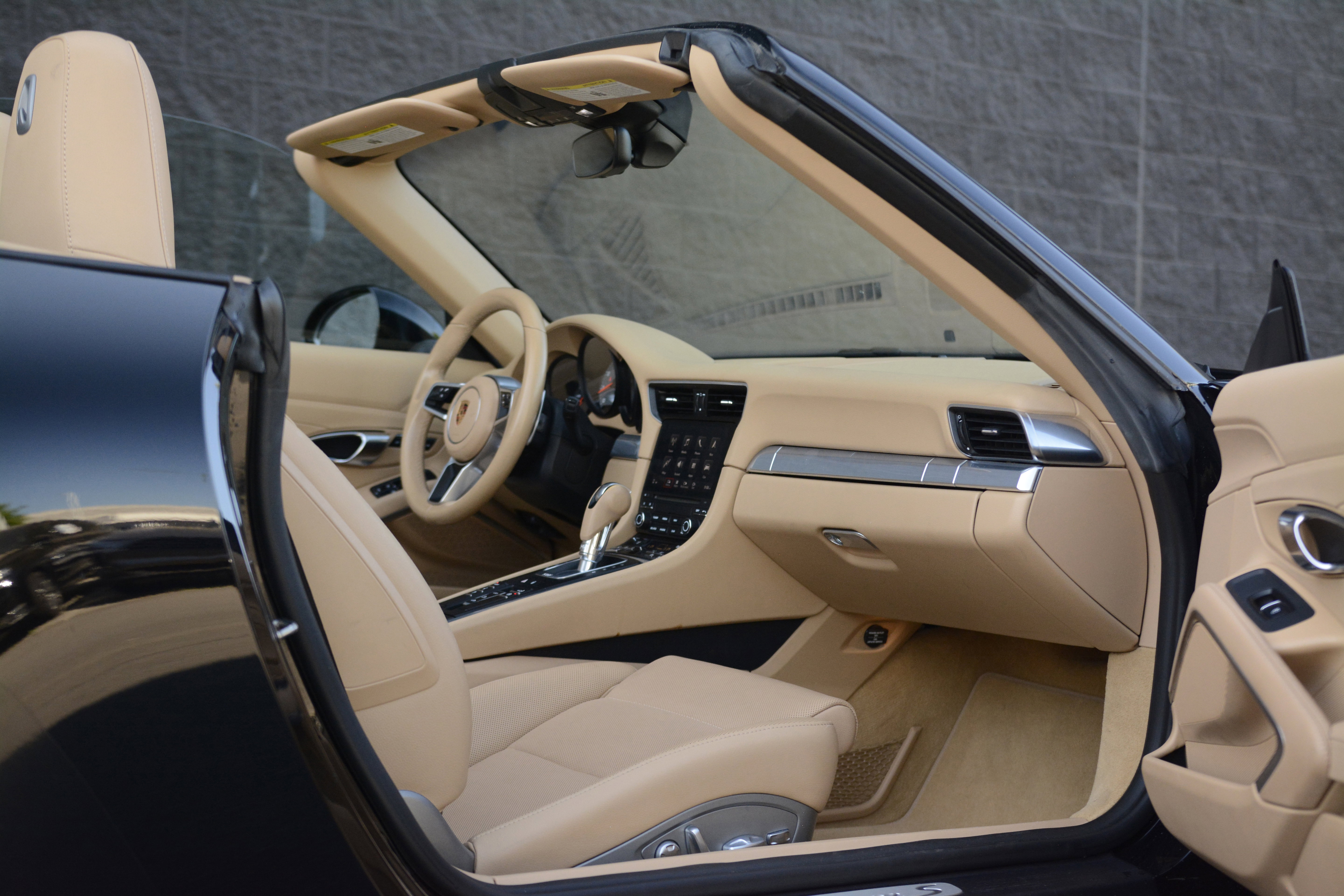 Certified 2017 Porsche 911 Carrera S RWD image 24