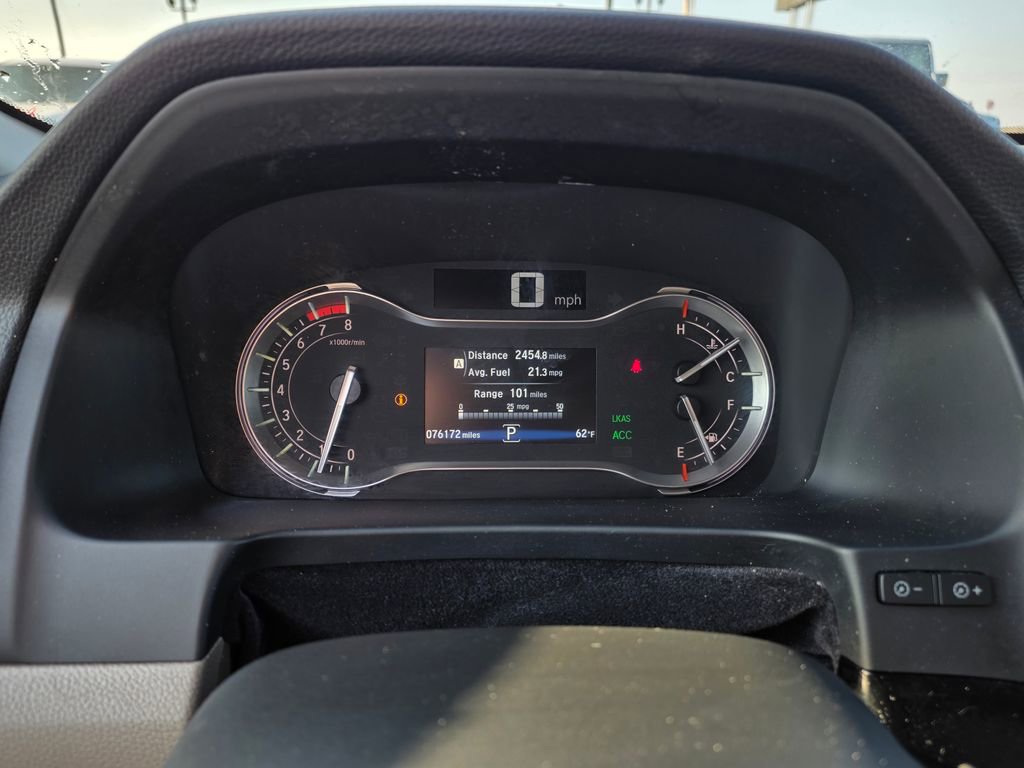 Used 2018 Honda Pilot Touring image 15