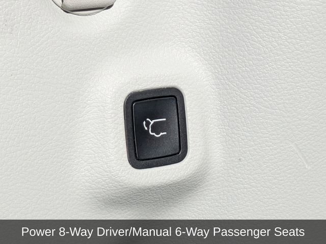 Used 2018 Jeep Compass Latitude w/ Popular Equipment Group image 17