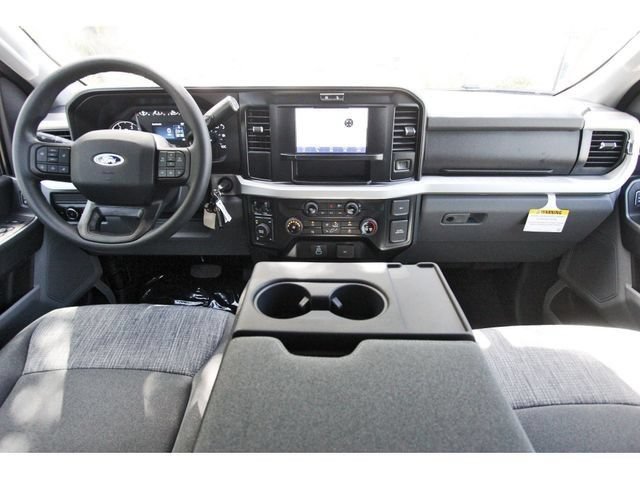 New 2026 Ford F250 XLT w/ FX4 Off-Road Package AWD/4WD image 8