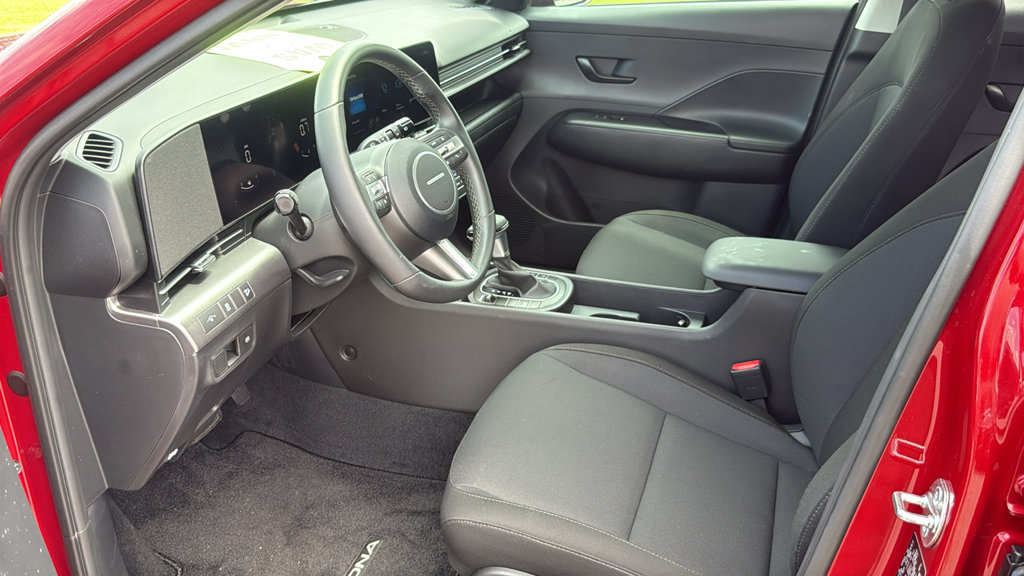 Used 2026 Hyundai Kona SEL Sport FWD image 25