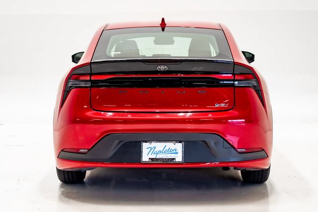 Used 2025 Toyota Prius LE FWD image 26