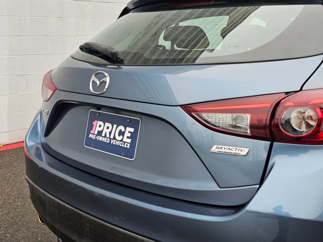 Used 2015 MAZDA MAZDA3 i Grand Touring image 12