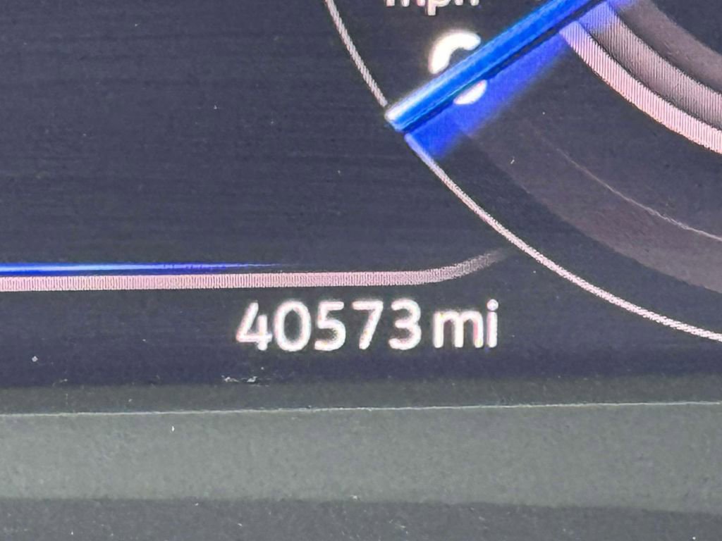 Used 2023 Volkswagen Atlas SE AWD/4WD image 25