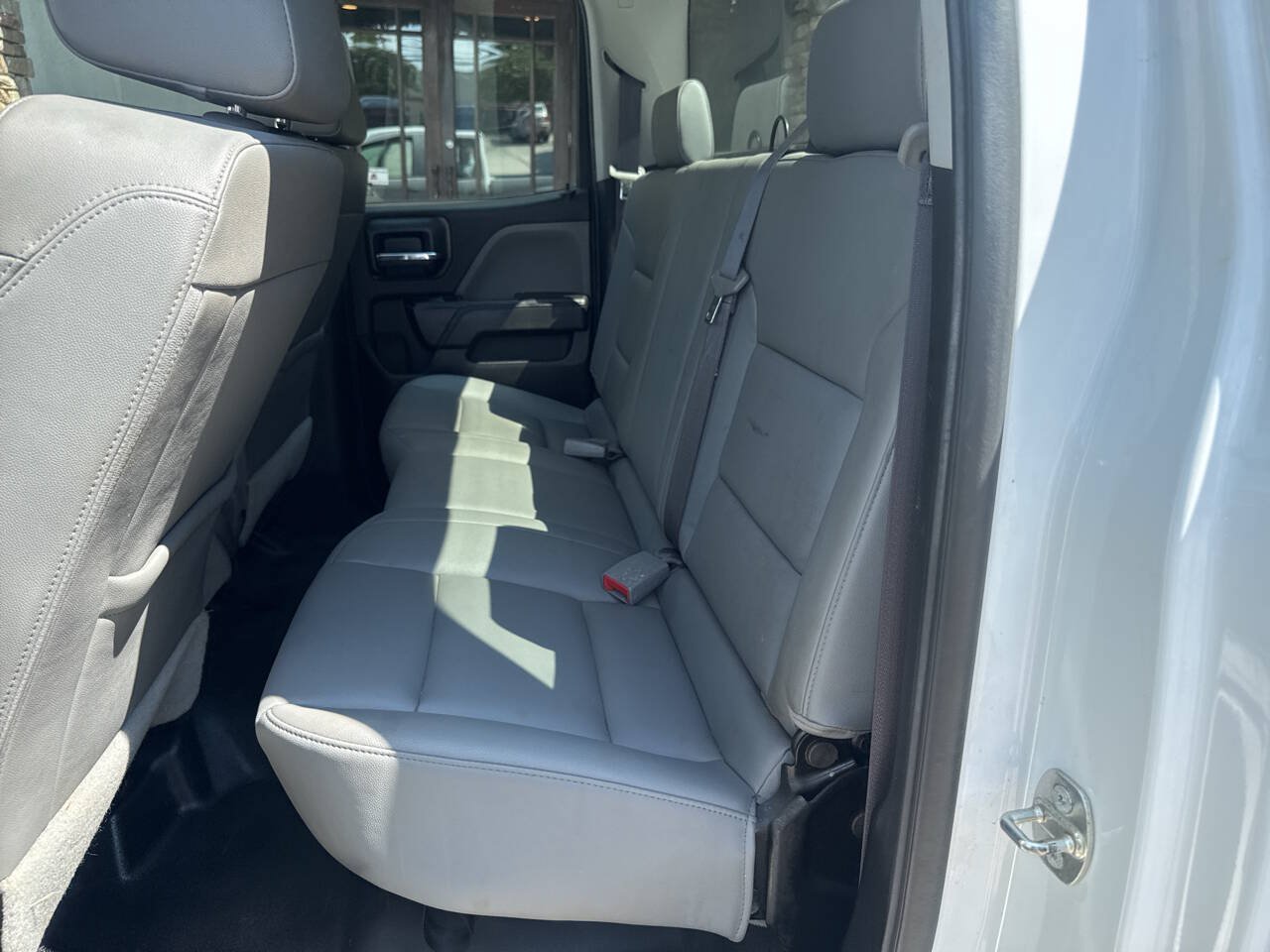 Used 2017 Chevrolet Silverado 1500 W/T RWD image 11