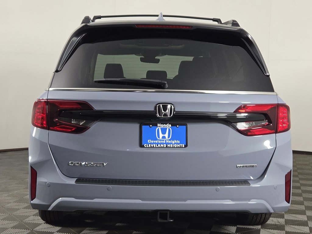 New 2026 Honda Odyssey Touring image 8