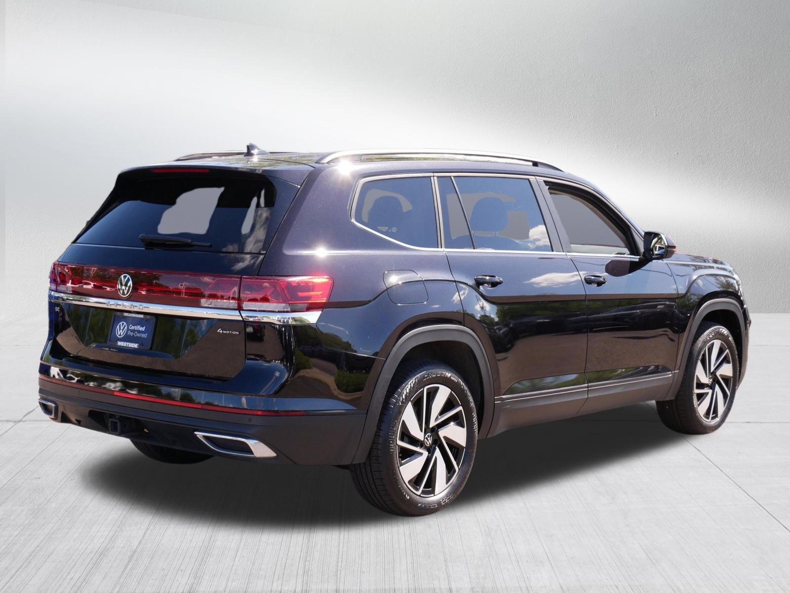 Certified 2024 Volkswagen Atlas SE AWD/4WD image 7