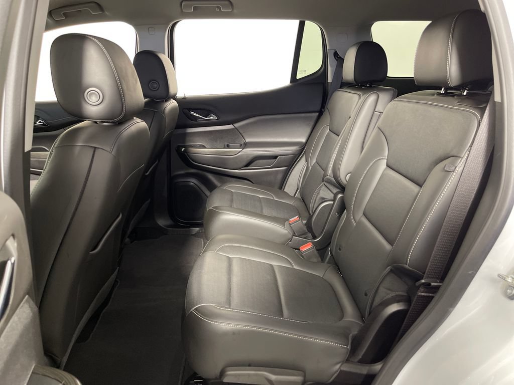 Used 2023 GMC Acadia SLT FWD image 13