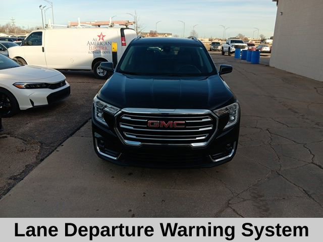 Used 2023 GMC Terrain SLT image 9