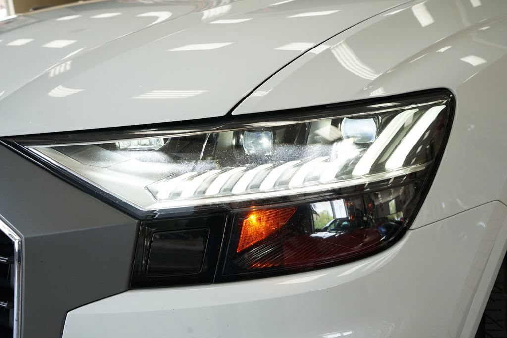 Used 2023 Audi Q8 Premium Plus AWD/4WD image 24