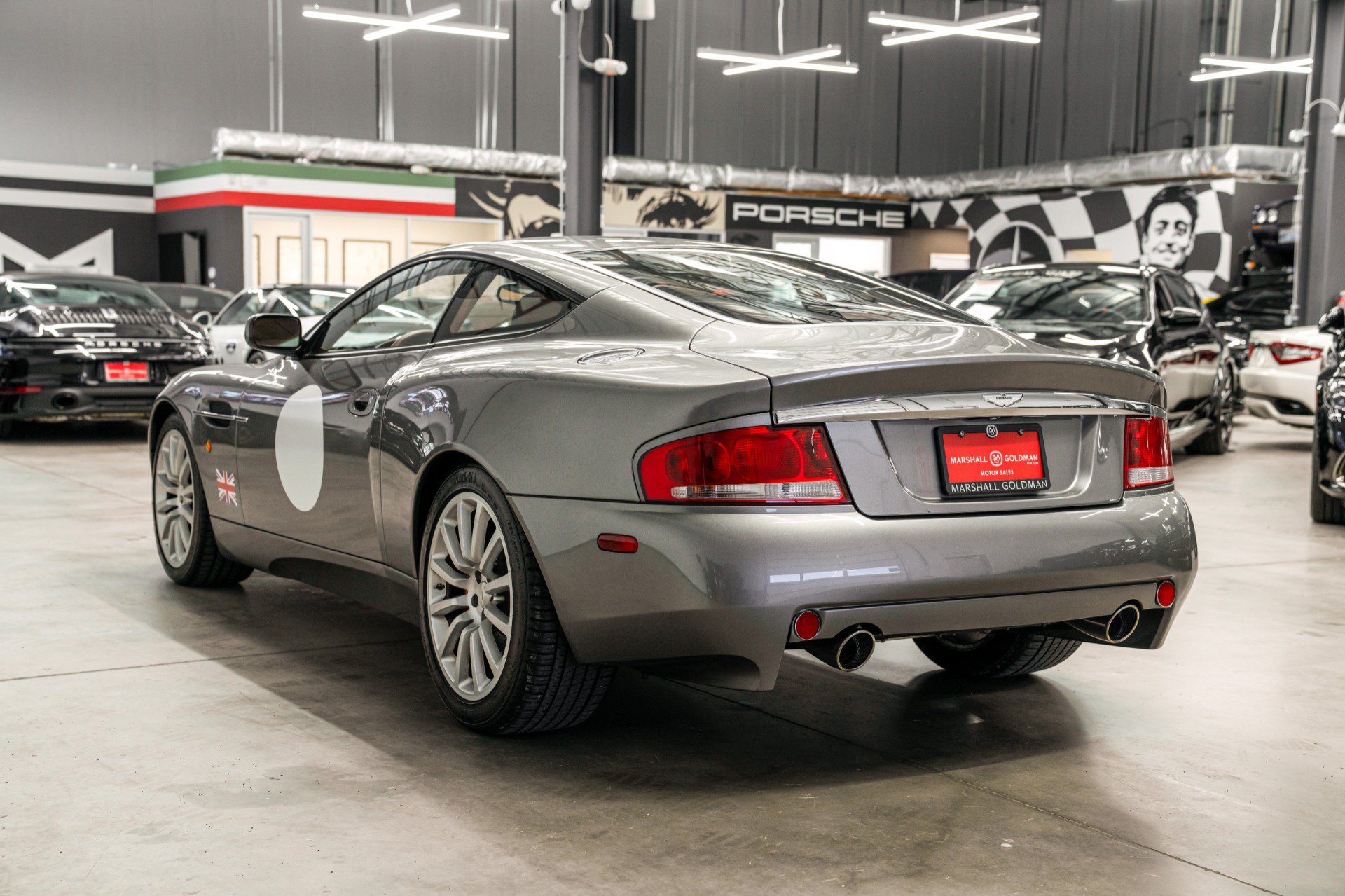 Used 2003 Aston Martin Vanquish RWD image 6