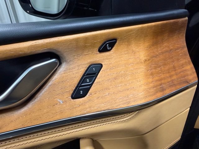 Used 2022 Jeep Grand Cherokee L Summit AWD/4WD image 23