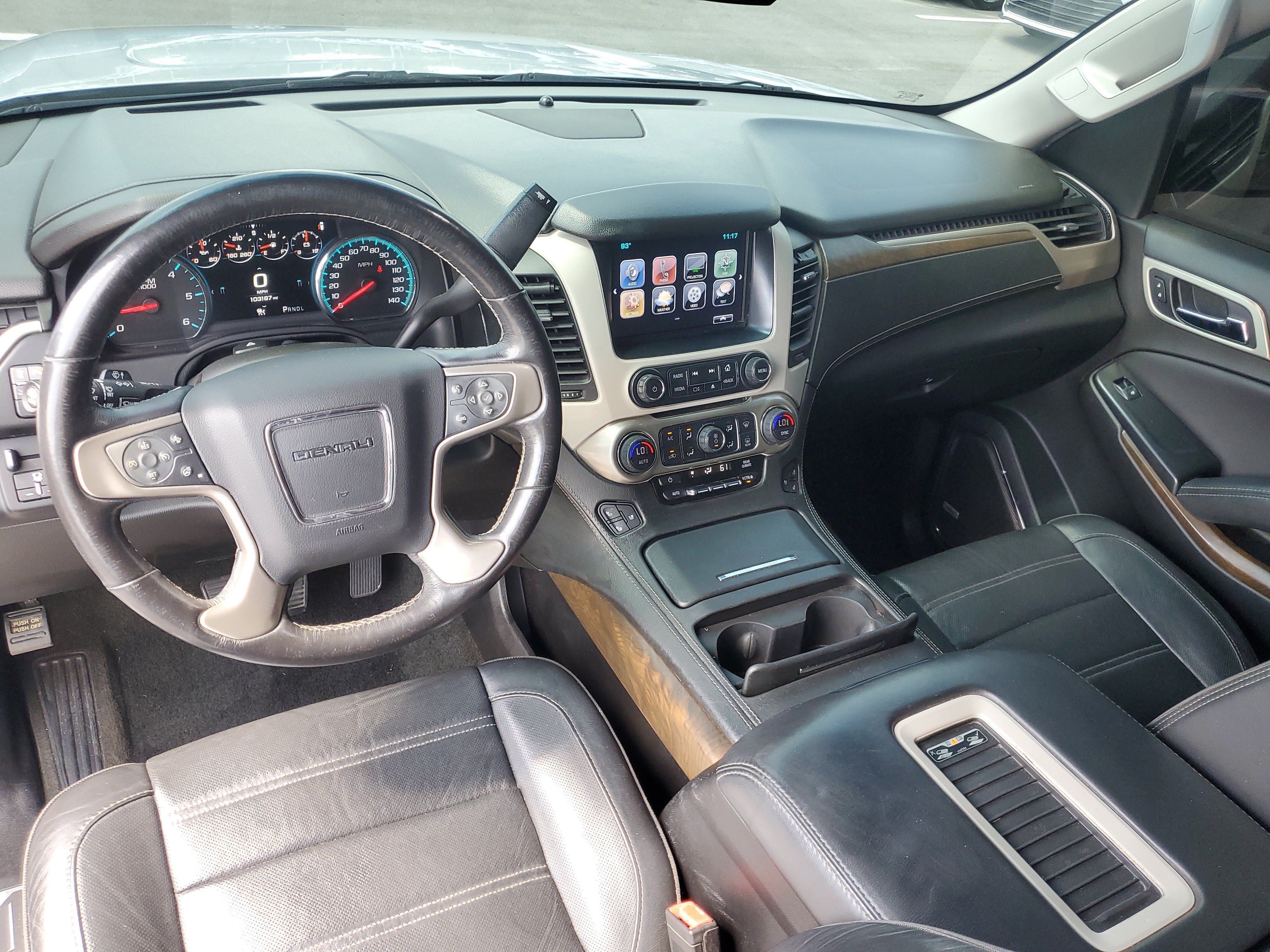 Used 2018 GMC Yukon XL Denali w/ Denali Ultimate Package RWD image 14