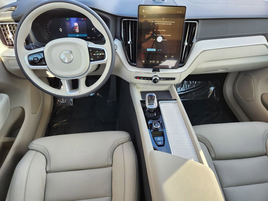 New 2026 Volvo XC60 B5 Ultra w/ Climate Package image 2