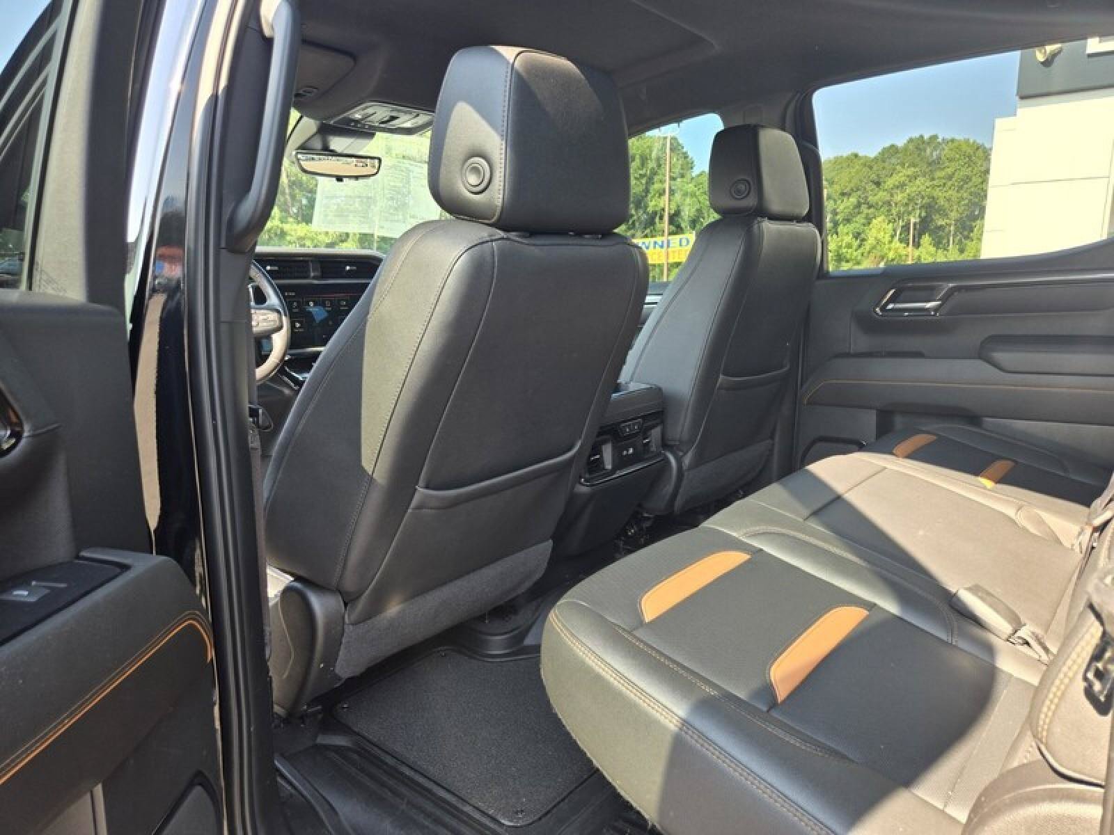 Used 2022 GMC Sierra 1500 AT4 w/ AT4 Premium Package AWD/4WD image 24