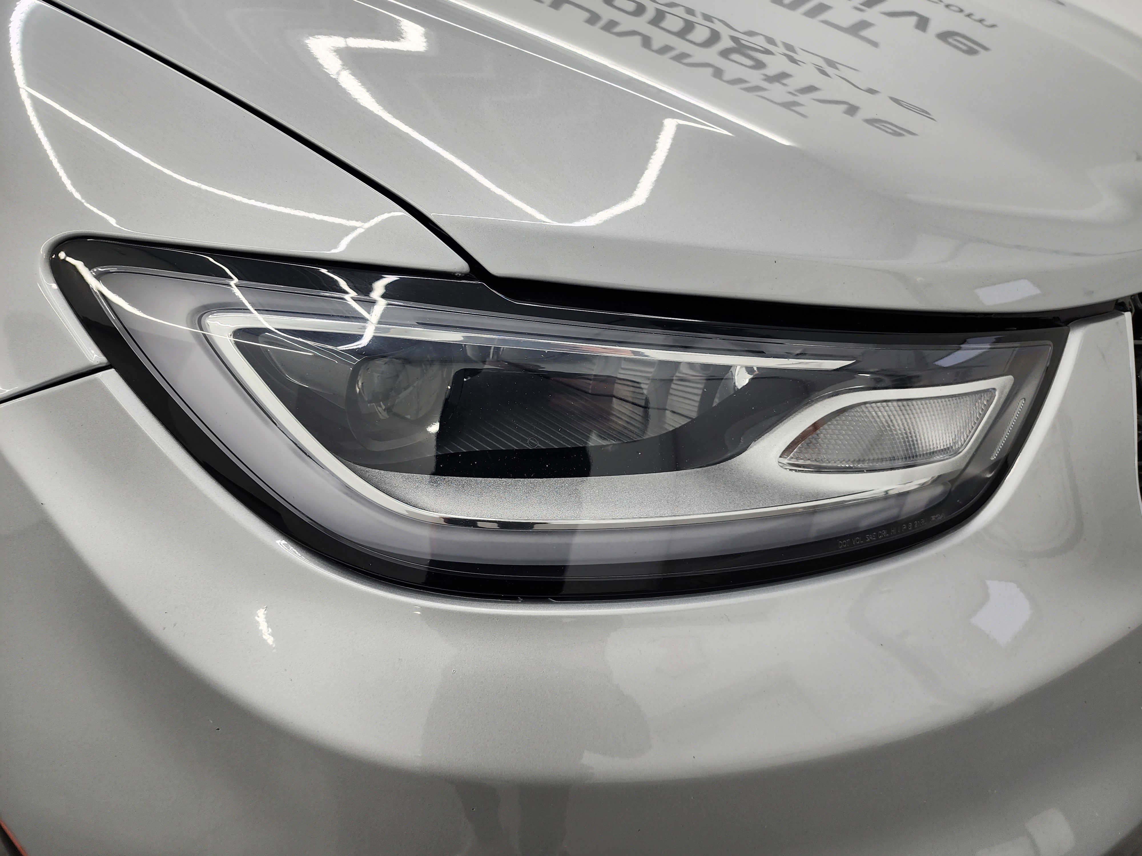 Used 2024 Chrysler Pacifica Touring-L image 21