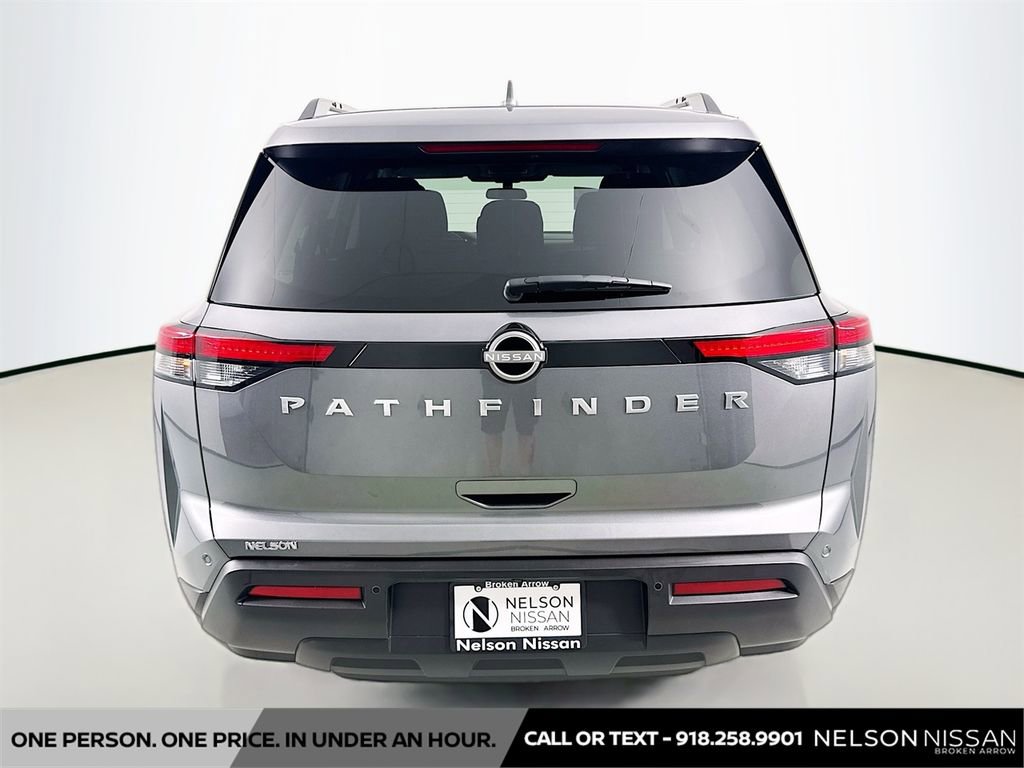 Certified 2025 Nissan Pathfinder SV image 6