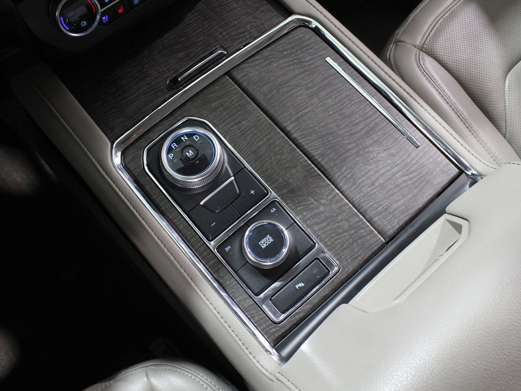 Used 2021 Ford Expedition Limited image 17