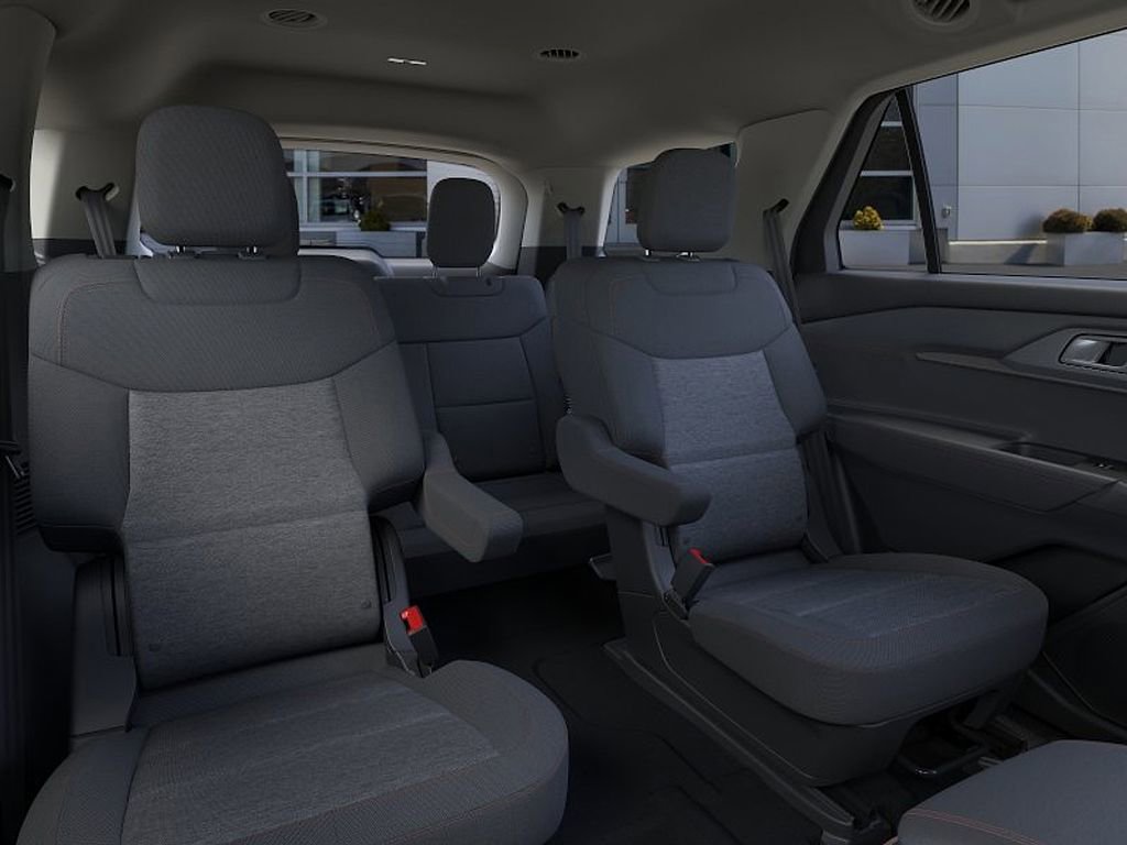 New 2026 Ford Explorer Active AWD/4WD image 11