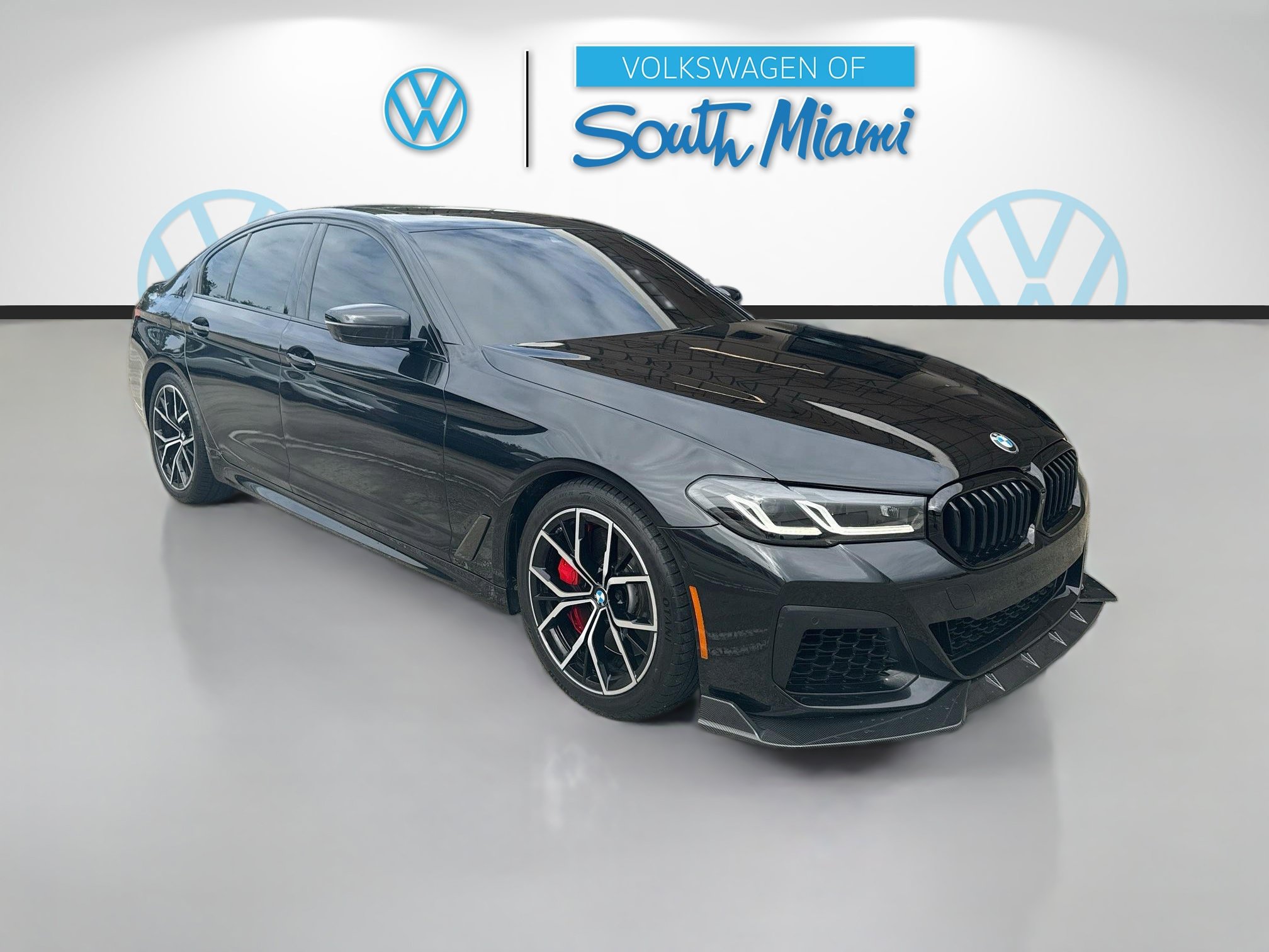 Used 2022 BMW M550i xDrive w/ Premium Package AWD/4WD image 1