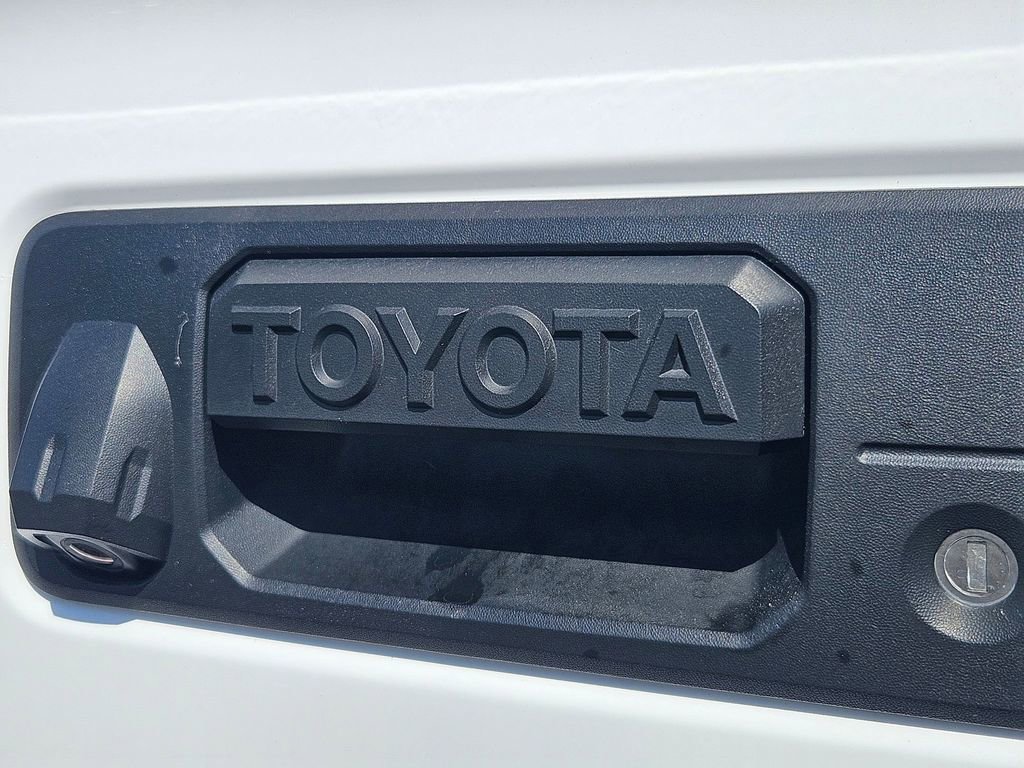 Used 2019 Toyota Tacoma TRD Off-Road AWD/4WD image 26