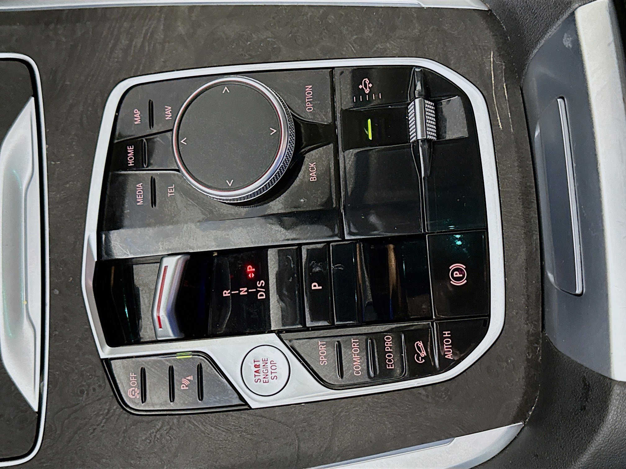 Used 2023 BMW X7 xDrive40i w/ Premium Package image 20