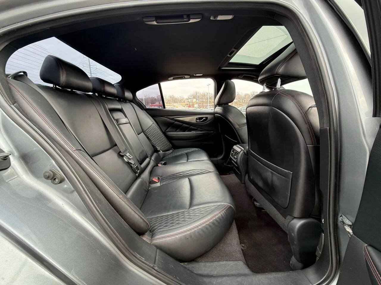 Used 2018 INFINITI Q50 Red Sport 400 w/ Sensory Package (Sport) AWD/4WD image 11