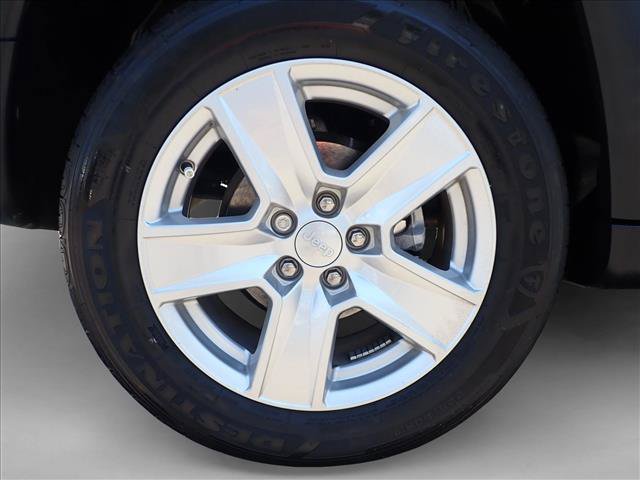 Used 2022 Jeep Compass Latitude w/ Convenience Group AWD/4WD image 7