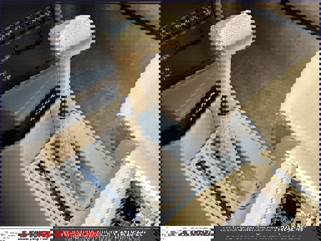 Used 1993 Cadillac Allante image 29