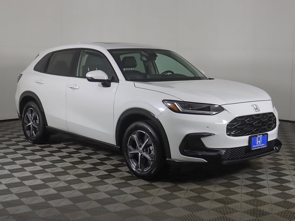Used 2025 Honda HR-V EX-L image 2