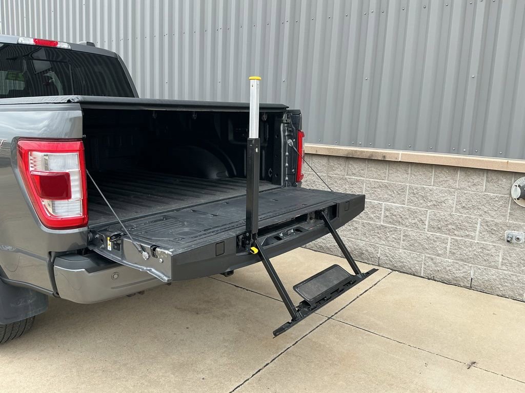 Used 2023 Ford F150 Lariat w/ Equipment Group 502A High image 23