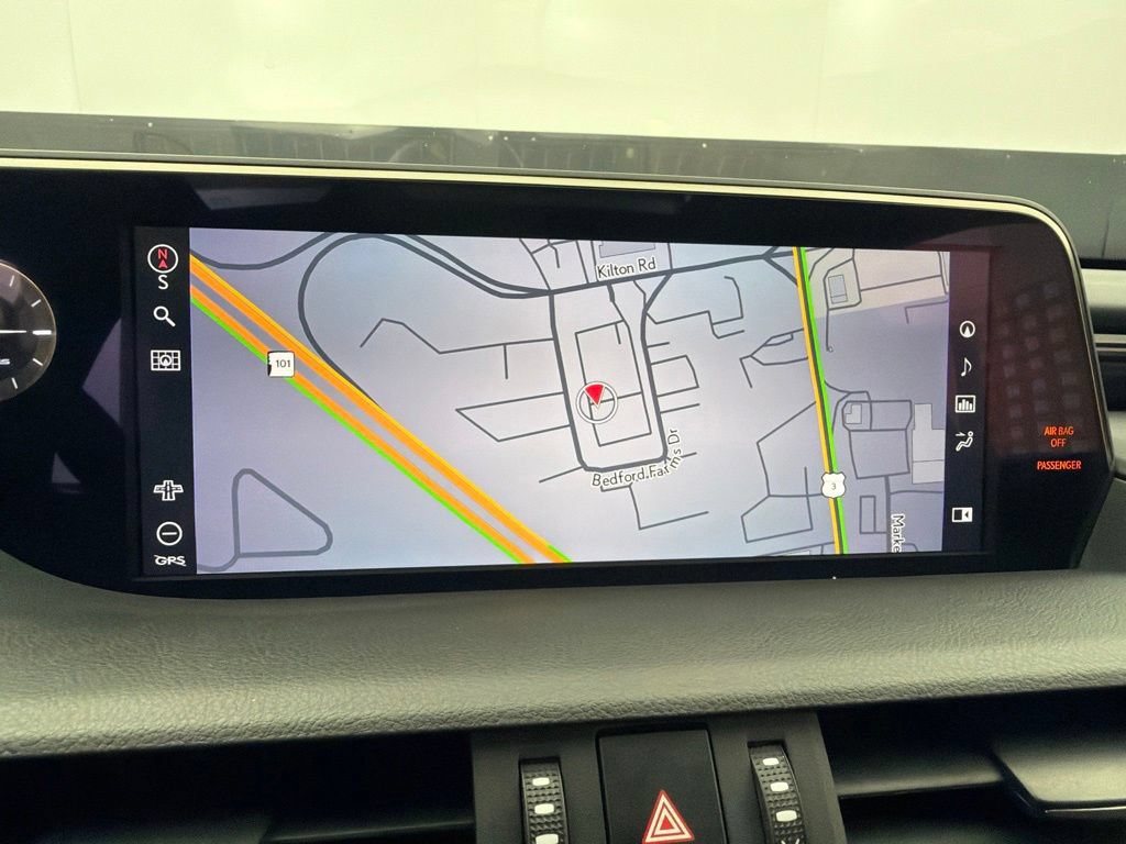 Used 2020 Lexus ES 300h w/ Luxury Package FWD image 19