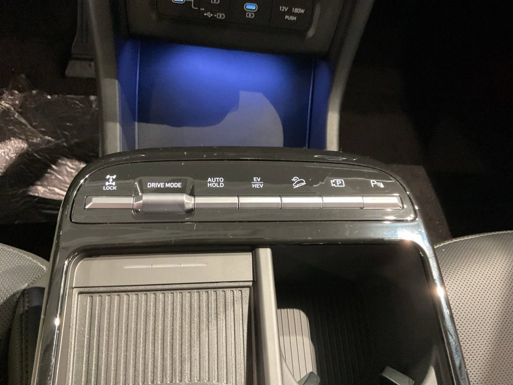 New 2026 Hyundai Tucson Limited AWD/4WD image 17