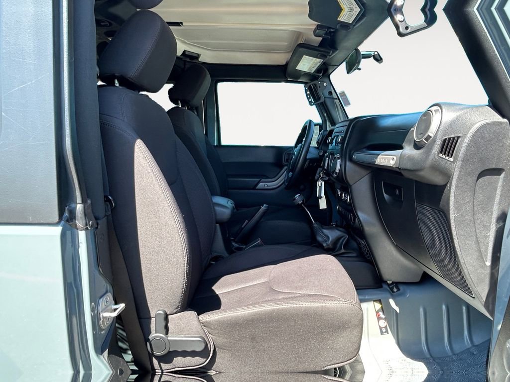 Used 2014 Jeep Wrangler Sport AWD/4WD image 25