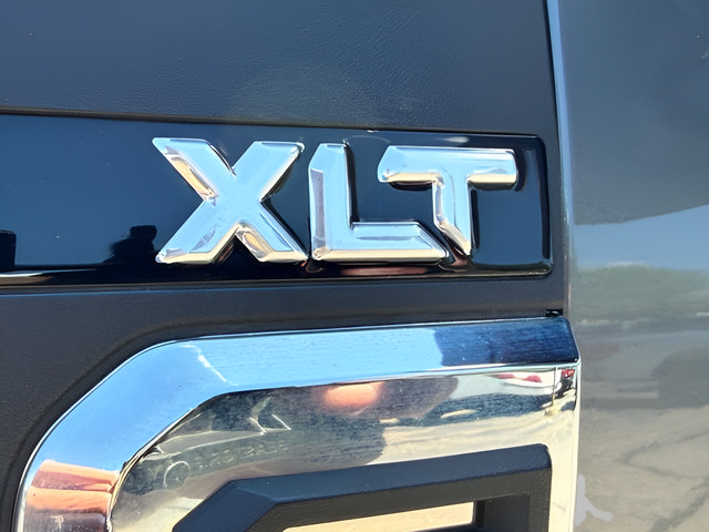 Used 2023 Ford F350 XLT w/ XLT Value Package AWD/4WD image 14