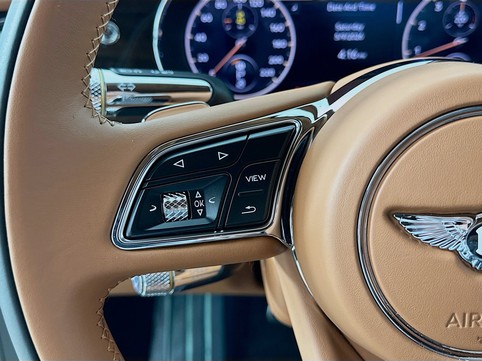 Used 2022 Bentley Flying Spur V8 AWD/4WD image 12