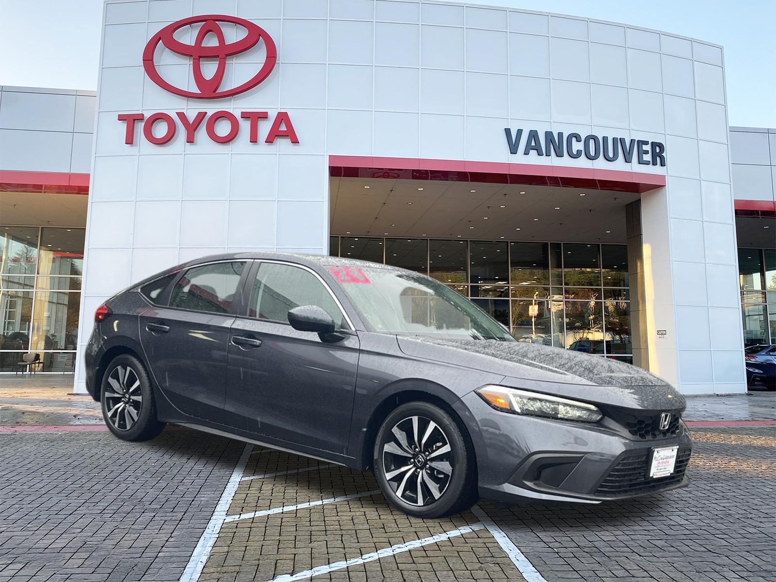 Used 2024 Honda Civic EX-L image 1