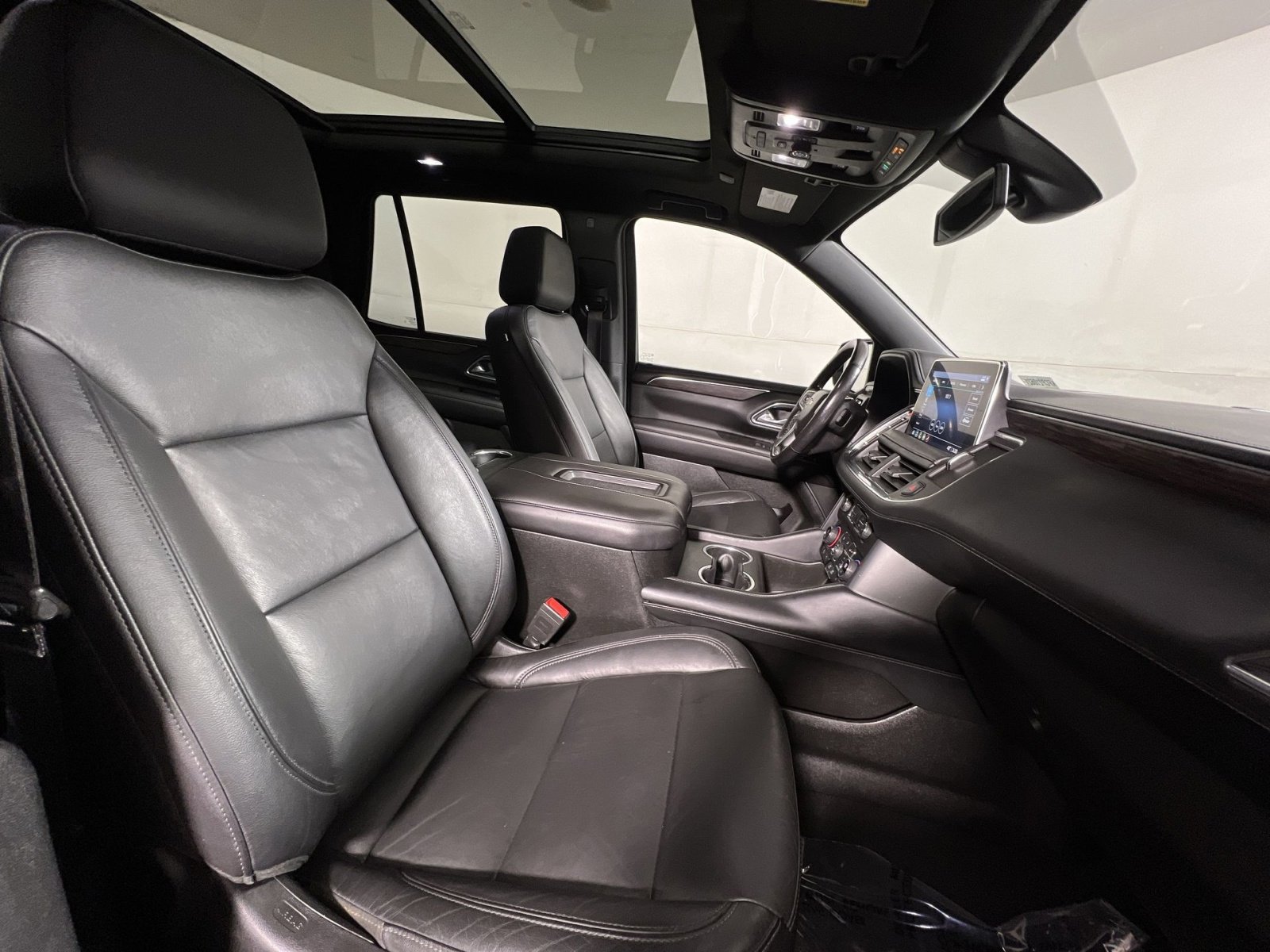 Used 2021 Chevrolet Tahoe LT w/ LT Signature Package image 26